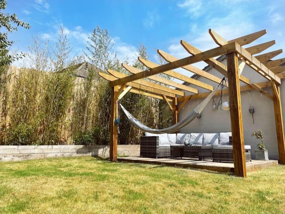 Modern, Central Bungalow With Large Garden بورنماوث المظهر الخارجي الصورة